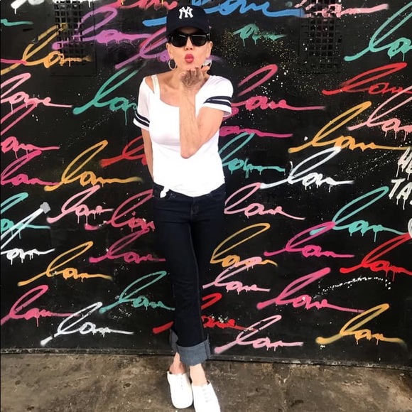 Meet your Posher, Suzanne - Picture 5 of 13